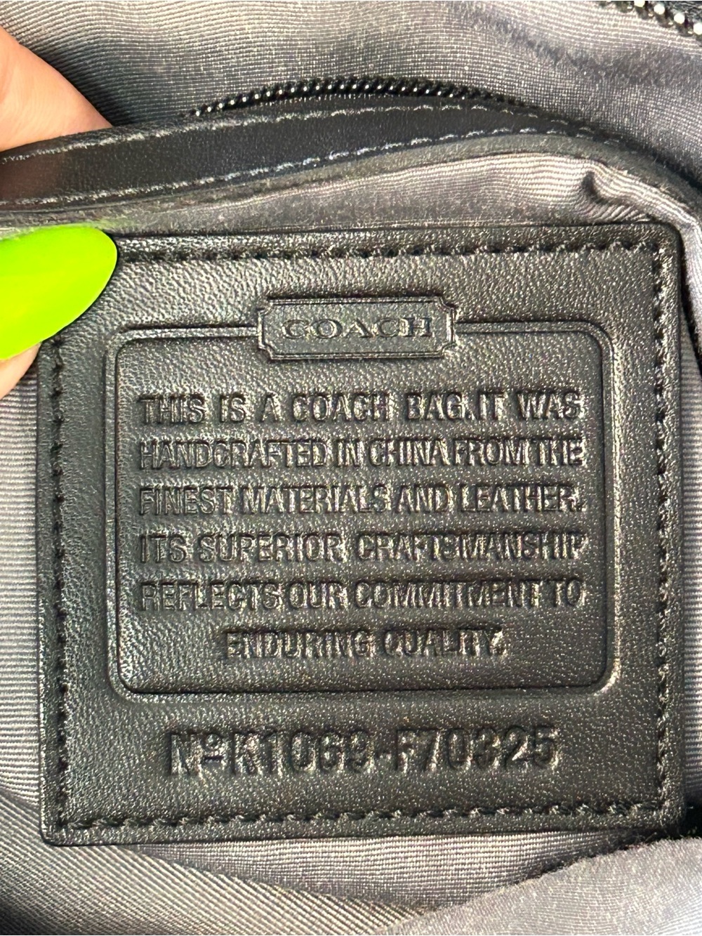 COACH 2010 Signature Leather Shoulder/Crossbody Bag 😍🖤🔥 - Picture 7 of 17